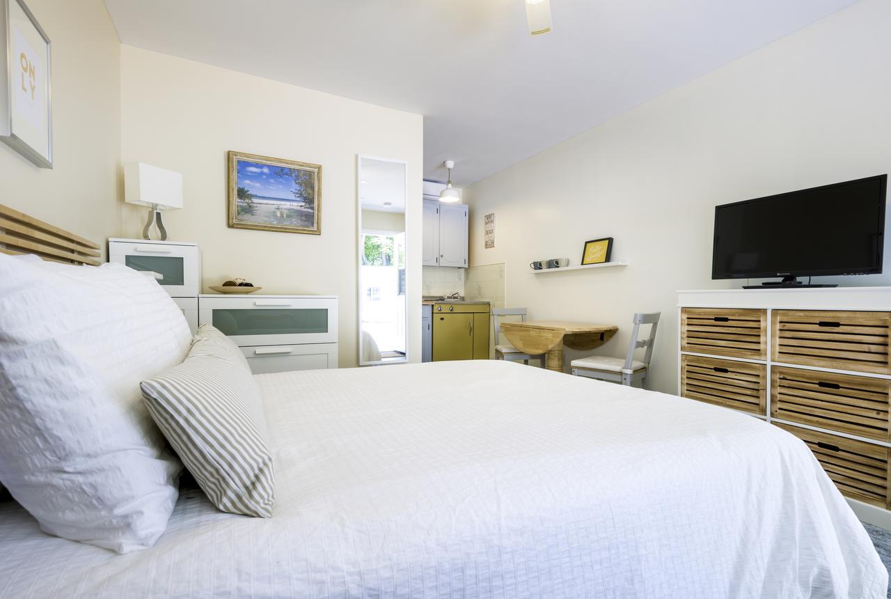 Hollywood Cottages Wasaga Beach Exteriér fotografie