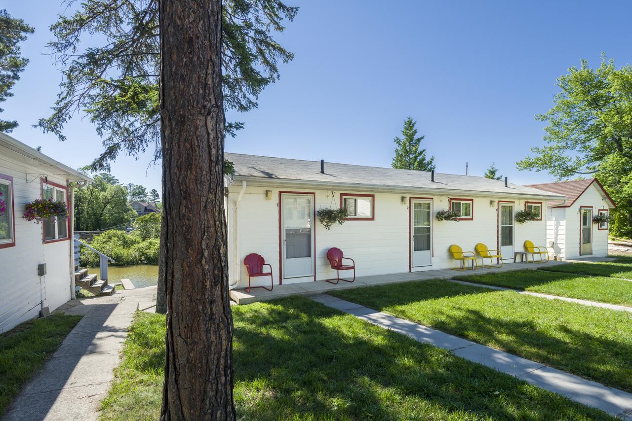 Hollywood Cottages Wasaga Beach Exteriér fotografie